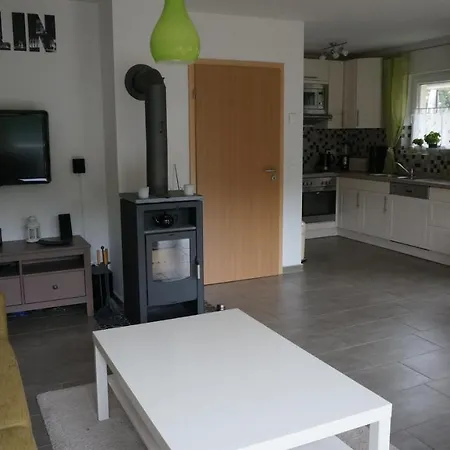 Lakeside House Strasen *