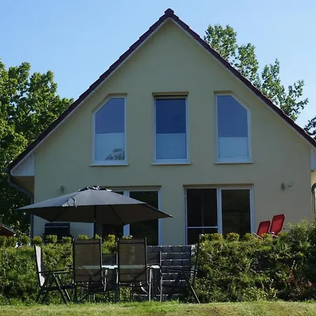 Lakeside House Strasen * Wesenberg